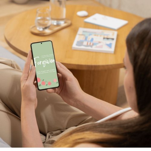 Forgiven: Prayer &amp; Reflection Journal