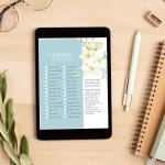 Grateful : 30-Day Prayer &amp; Reflection Journal